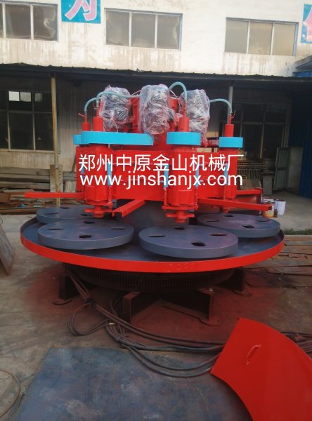 金山機械數控割機正在下料的磨石機轉盤